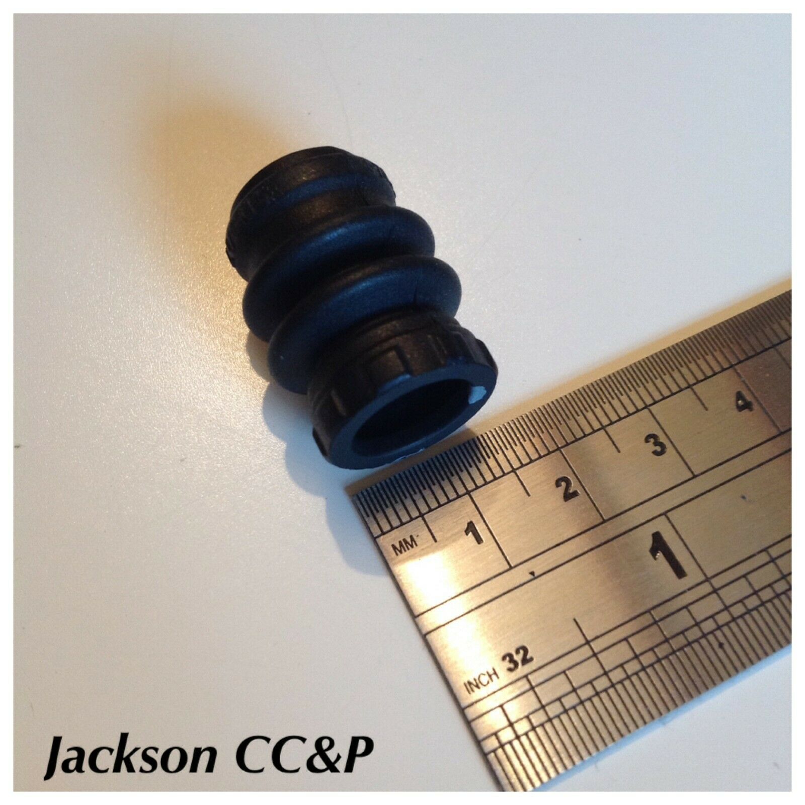 Lucas 67320933 Floating Caliper Guide Pin Rubber Covers x4 Volvo S40 V40 96-04 - Image 2